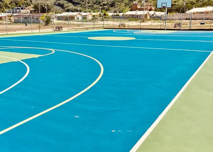 The Rest Stop-b- 15 Min From Airport/24hrs Security Apartamento Montego Bay